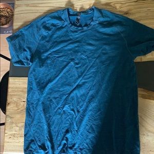 Lululemon Dry fit